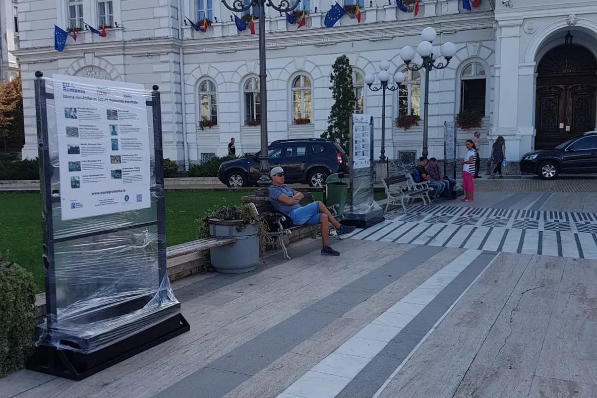 100 de momente din istoria României, în centrul Aradului, la expoziţia Radio România. Evenimentul se deschide sâmbătă cu concerte şi teatru medieval, cu jonglerii cu foc, scene de bătălie şi momente interactive