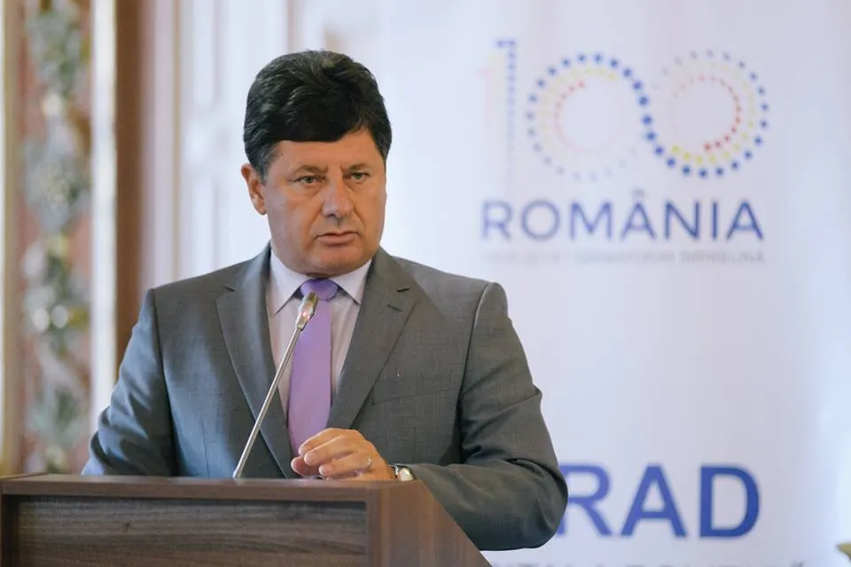 14 milioane de euro pentru Arad. Predintele CJ Arad, Iustin Cionca, a semnat