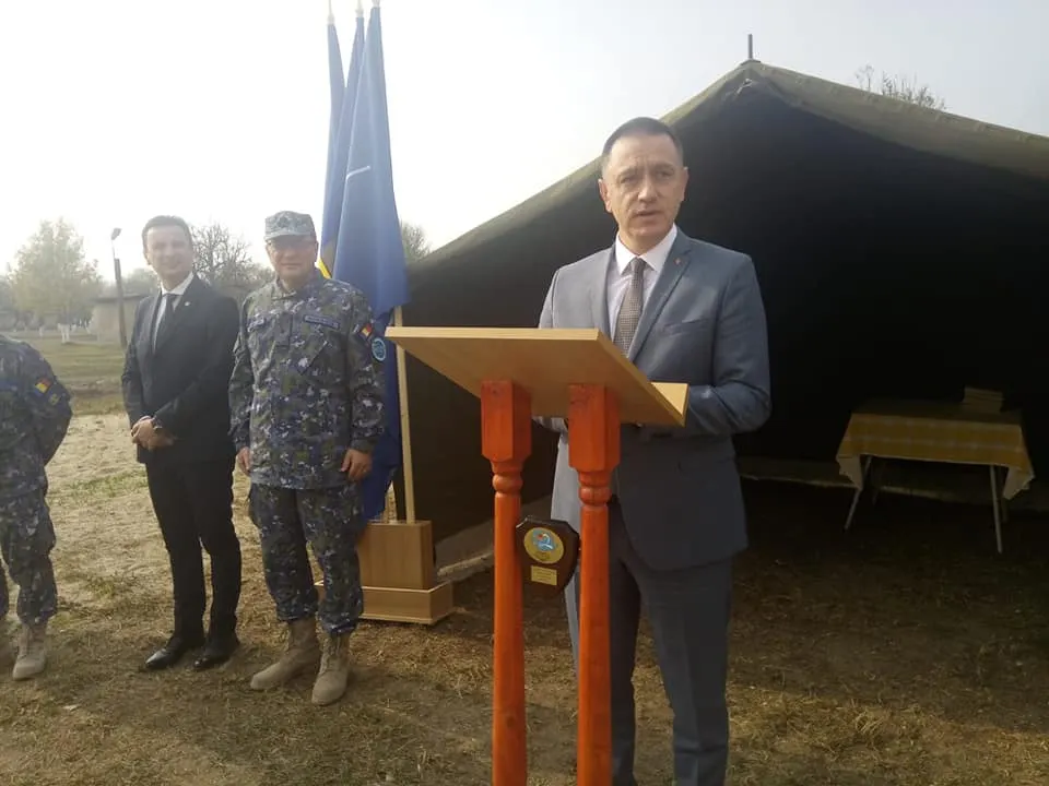 Arad: Ministrul Apărării, Mihai Fifor: modernizări capitale pentru militarii Campaniei 305 Radiolocație, care veghează fără întrerupere spațiul aerian al țării