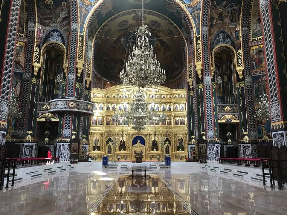 Arad: Sfințirea picturii din Catedrala Arhiepiscopală "Sfânta Treime" din Arad, duminică, la ora 11.30