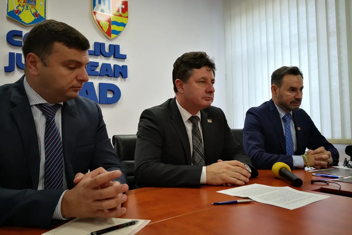 Arad: Iustin Cionca și Sergiu Bîlcea, validați de conducerea centrală a PNL pentru a candida la Arad