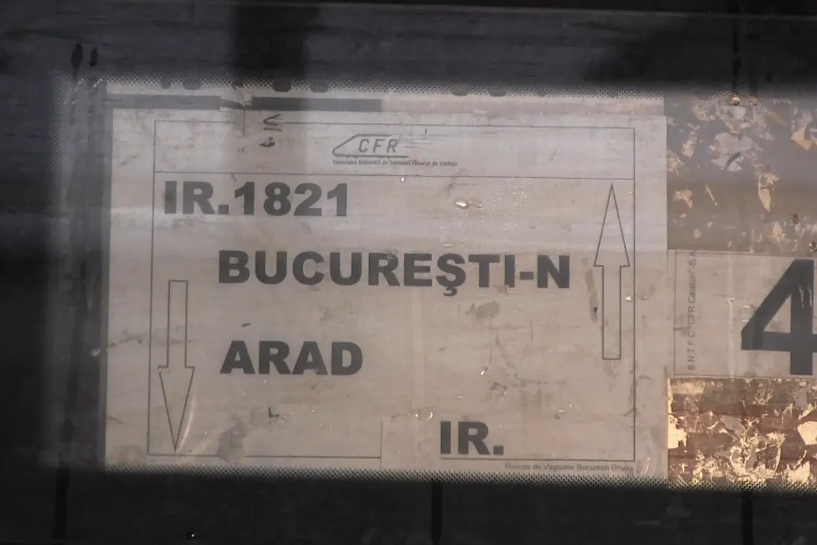 Arad: Trenul care a întârziat 21 de ore