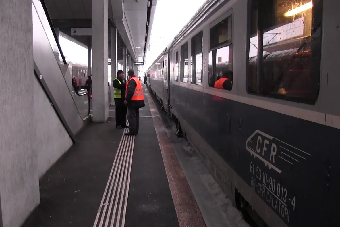 Arad: Trenurile Bucureşti Nord - Timişoara Nord şi Arad - Bucureşti Nord vor circula pe rută deviată în noaptea de miercuri spre joi