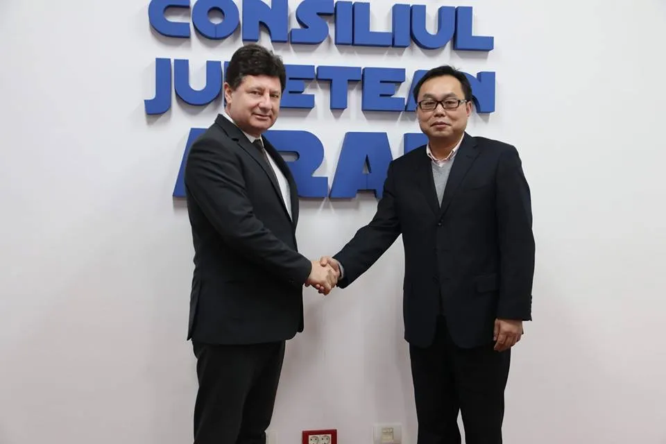 Arad: O companie din China care produce aparatură medicală performantă, interesată de Arad