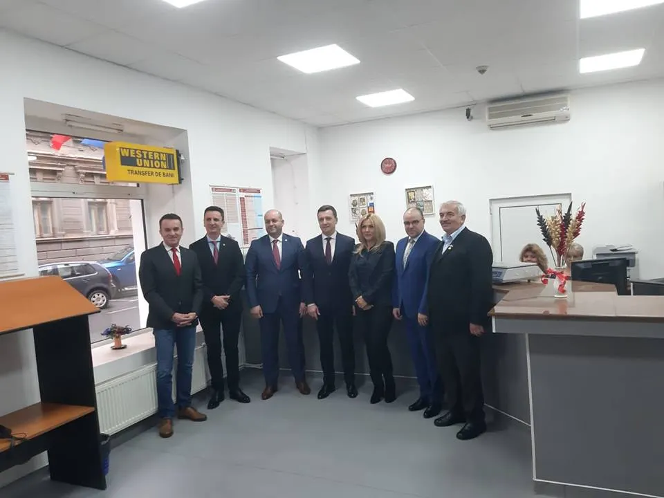 Arad: Oficiul Poștal nr. 3 din centrul Aradului s-a redeschis, după modernizări