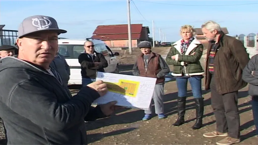 Arad: Probleme într-un cartier rezidențial privat din Arad: din utilitățile promise, oamenii au doar curent electric, iar apa din zonă nu este potabilă. Ce spune dezvoltatorul