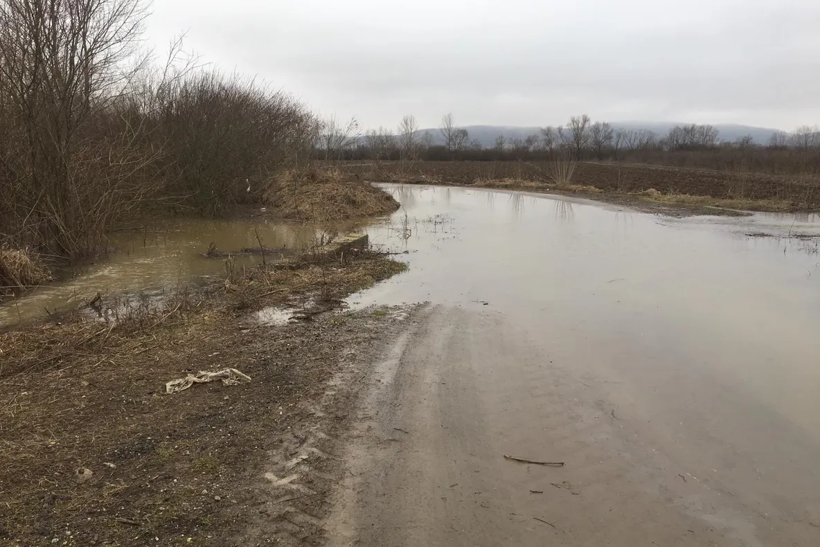 Arad: Cod galben de inundații, luni, în Arad și Bihor