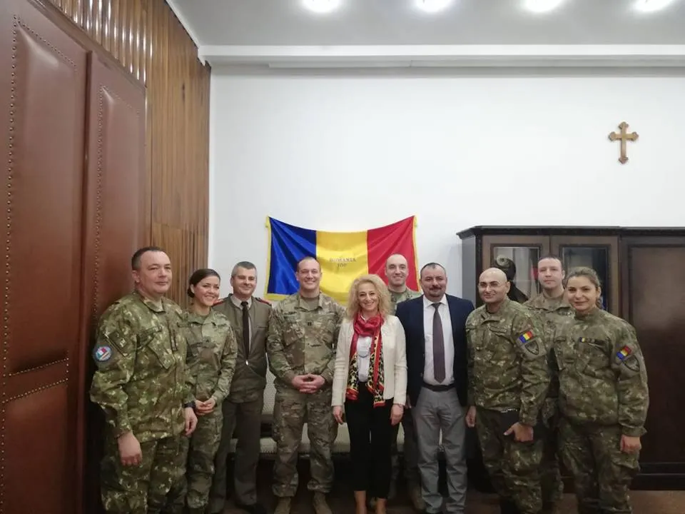 Arad: Militari din SUA și România, la Prefectura Arad