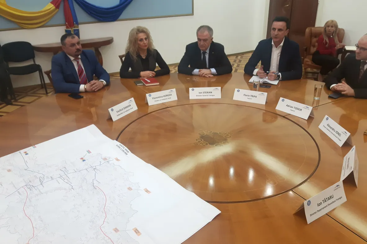 Arad: Primarii din județul Arad cer extindarea rețelei de distribuție a gazelor naturale. Doar cca 20 la sută din populația județului are acces la rețea