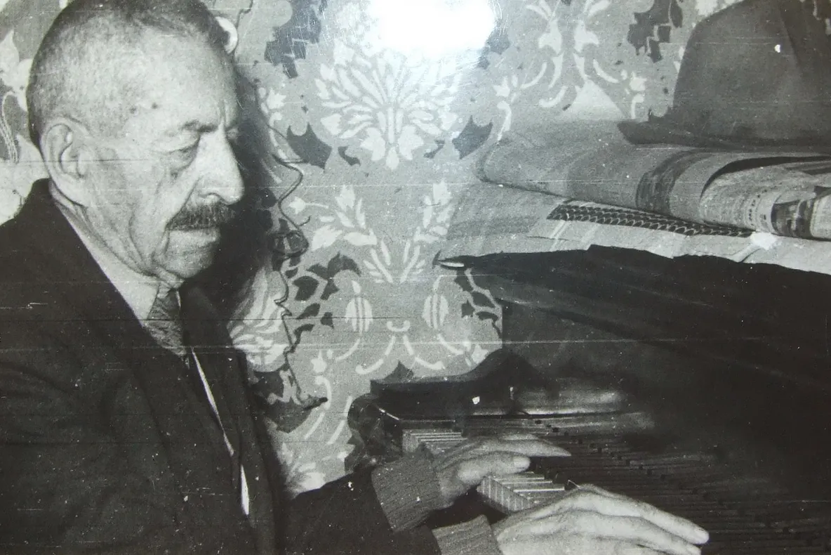 Arad: Compozitorul Emil Monția, comemorat, vineri, la Șiria. A căzut prizonier în Rusia, a fost avocat, compozitor și a înființat Opera din România