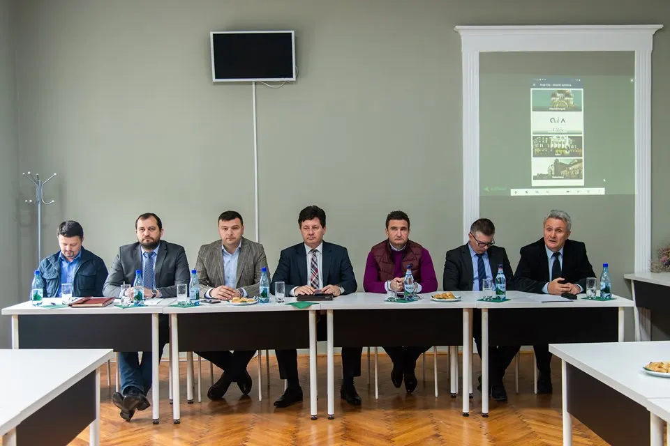 Arad: Consiliul Județean Arad își promovează evenimentele și prin intermediul unei aplicații pentru telefoanele mobile