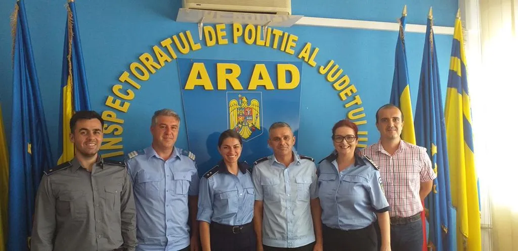 Arad: APRECIAT LA NIVEL NAȚIONAL. Purtătorul de cuvânt al ISU Arad, maior George Pleșca, a primit distincția pentru merite deosebite, la prima Zi a Comunicatorilor din cadrul M.A.I.