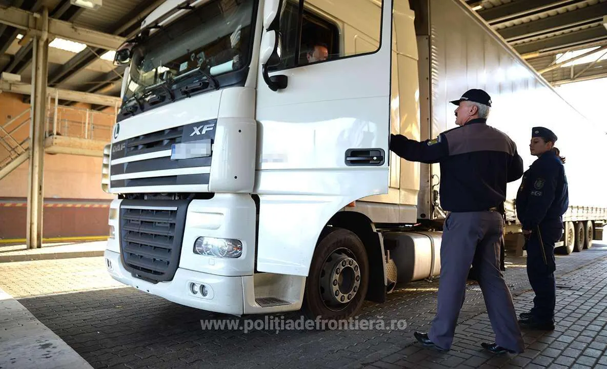 Arad: Circulația pe un important drum național din Ungaria, folosit și de către românii care tranzitează această țară, restricițonată în weekend