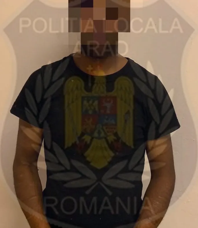 Arad: Bărbat încătușat de către polițiștii locali, în zona Gării Mari din centrul Aradului