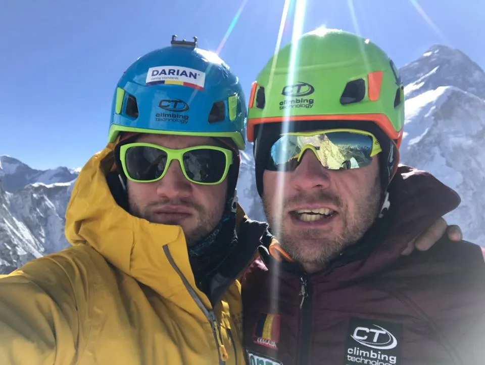 Arad: Un emoționant material despre cunoscutul alpinist, Torok Zsolt, într-un prestigios magazin internațional dedicat munților, scris de către cel mai bun prieten, Vlad Căpușan
