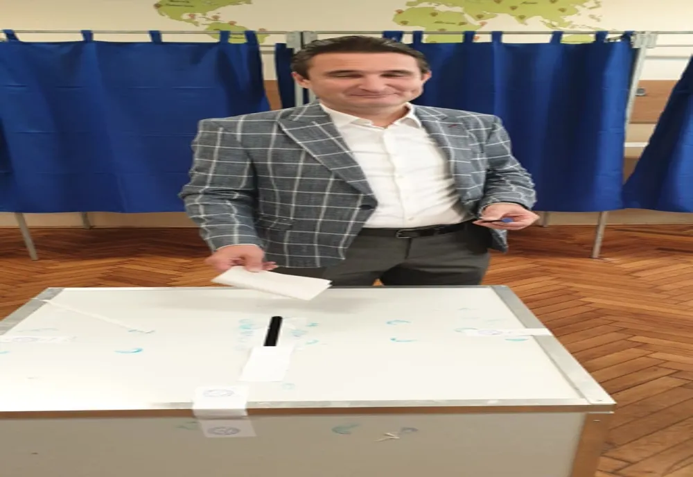 Arad FOTO VIDEO Primarul Aradului, Călin Bibarț: "am votat pentru că întotdeauna alegerea și nu întâmplarea este cea care ne determină viitorul"