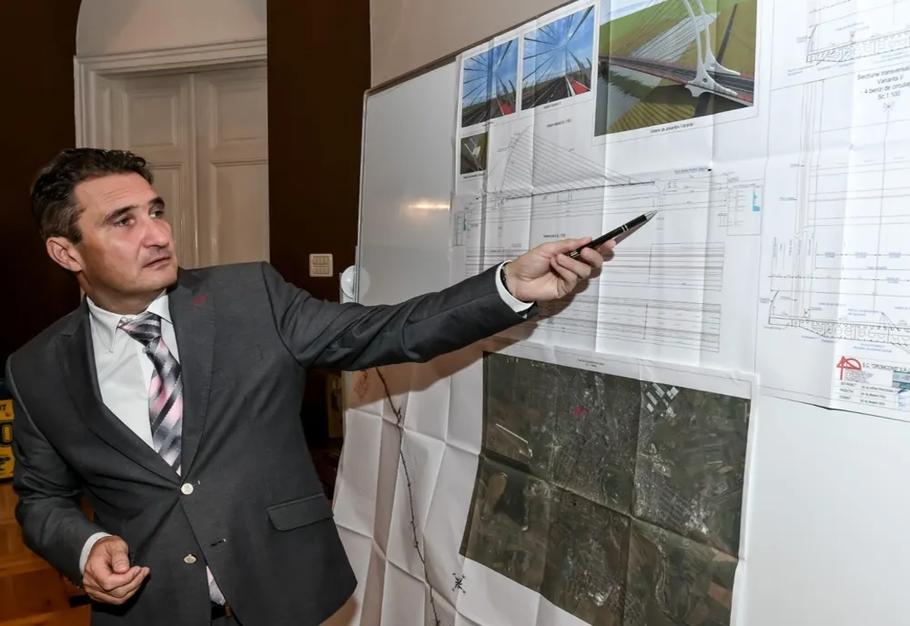 Arad: AUDIO VIDEO Primul pod peste Mureș construit în Arad din 1975 încoace, în cadrul unuia dintre cele mai mari proiecte cu fonduri europene din România