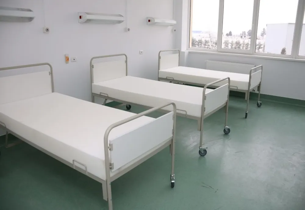 Arad: 8 medici din cadrul Spitalului Clinic Județean de Urgență Arad vor să se pensioneze, în contexul crizei noului coronavirus