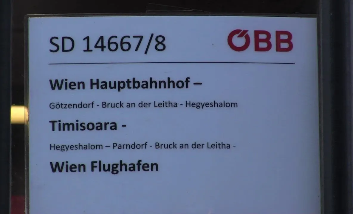 Arad: VIDEO FOTO Câțiva zeci de îngrijitori de vârstnici, care au prins pandemia în Austria, au venit în România. Ce spun despre perioada din Austria