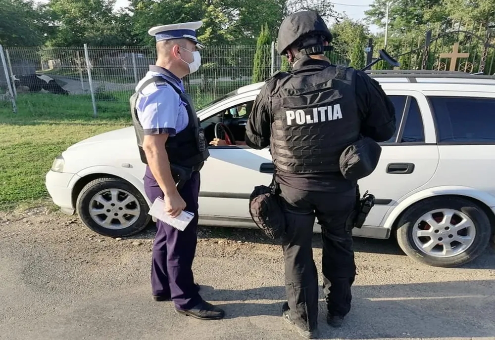 Fată răpită dintr-un mall din Arad. Poliția, pe urmele celor care au luat-o