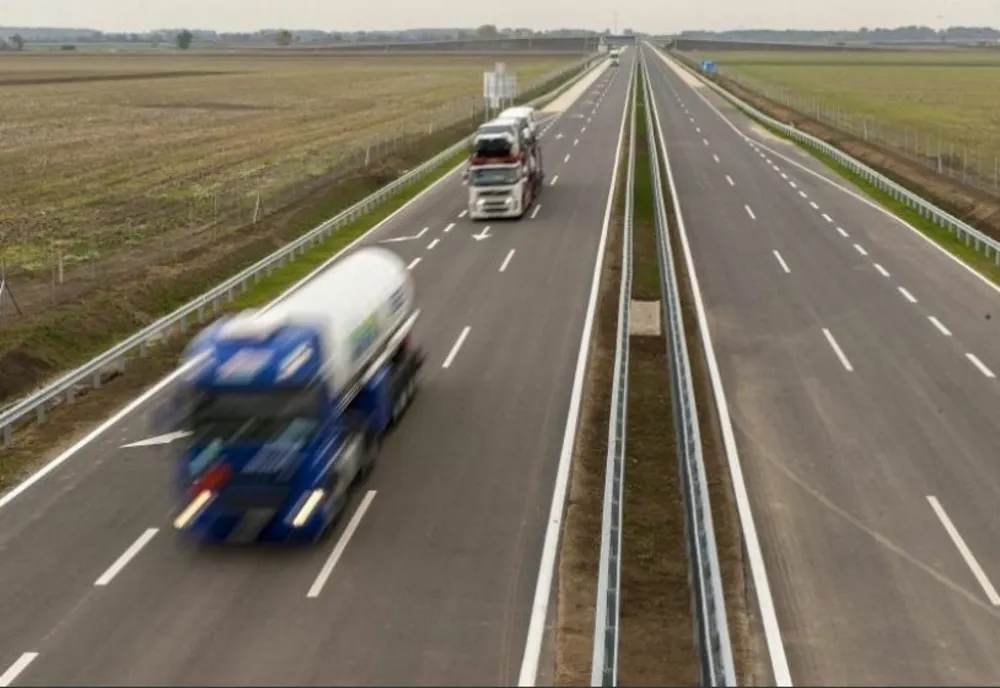 Protocolul de realizare a drumului expres Arad – Oradea, semnat de autoritățile din cele două județe