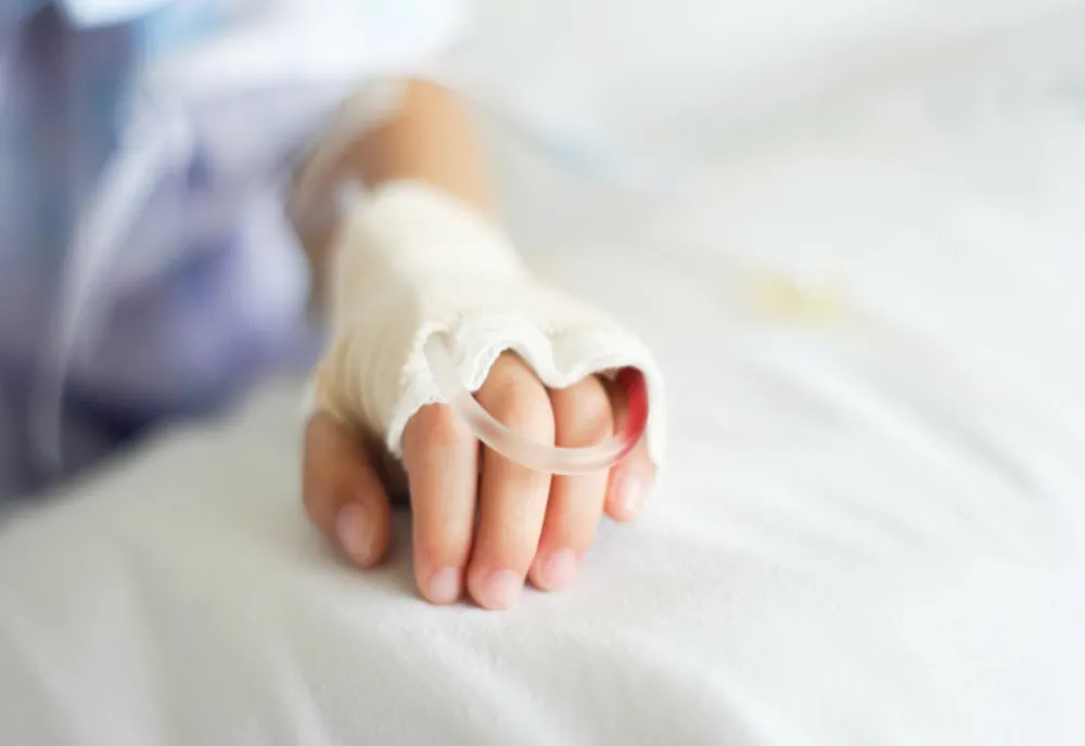Spitalul Județean Arad suplimentează paturile pentru pacienții copii infectați cu SARS-CoV-2