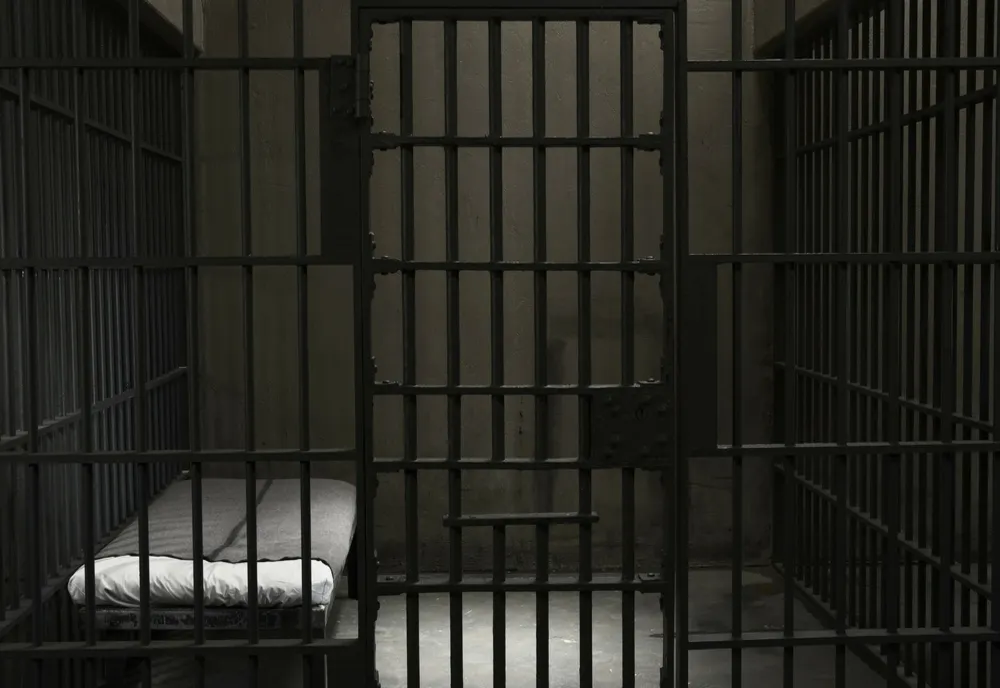 Condamnat de instanță, încarcerat de polițiștii arădeni