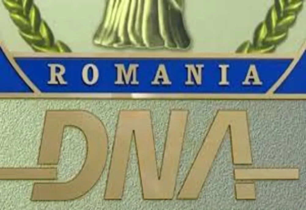 Stomatologi din mediul universitar, judecați pentru corupție