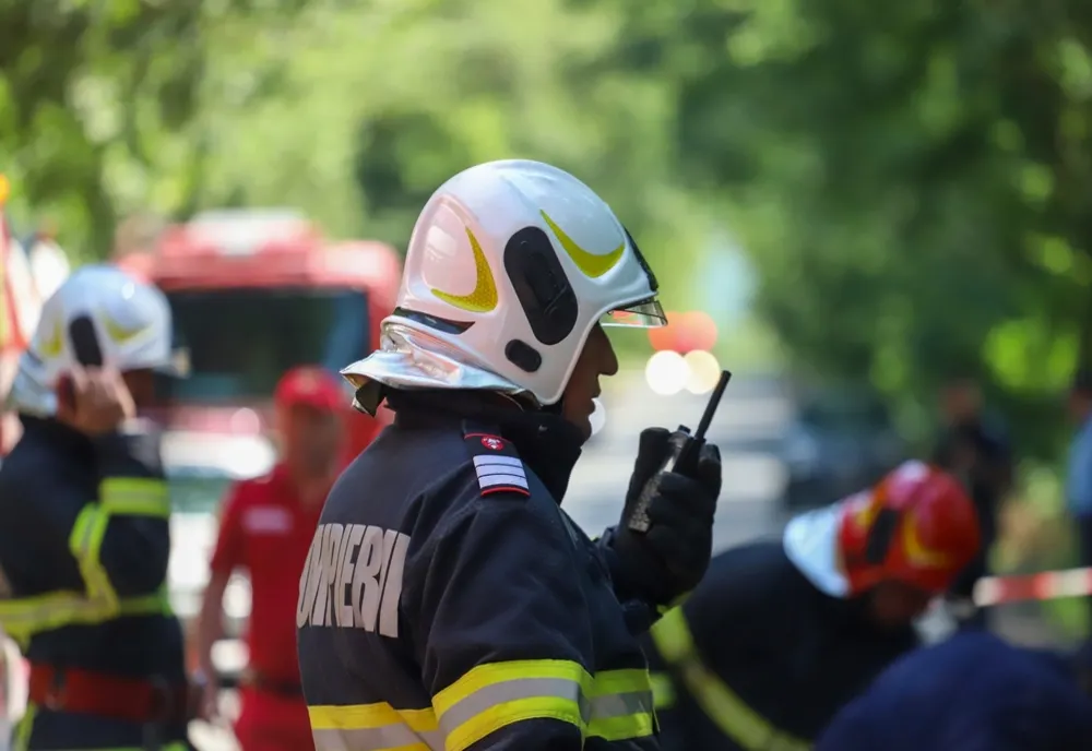 Incendiu într-un supermarket din Arad