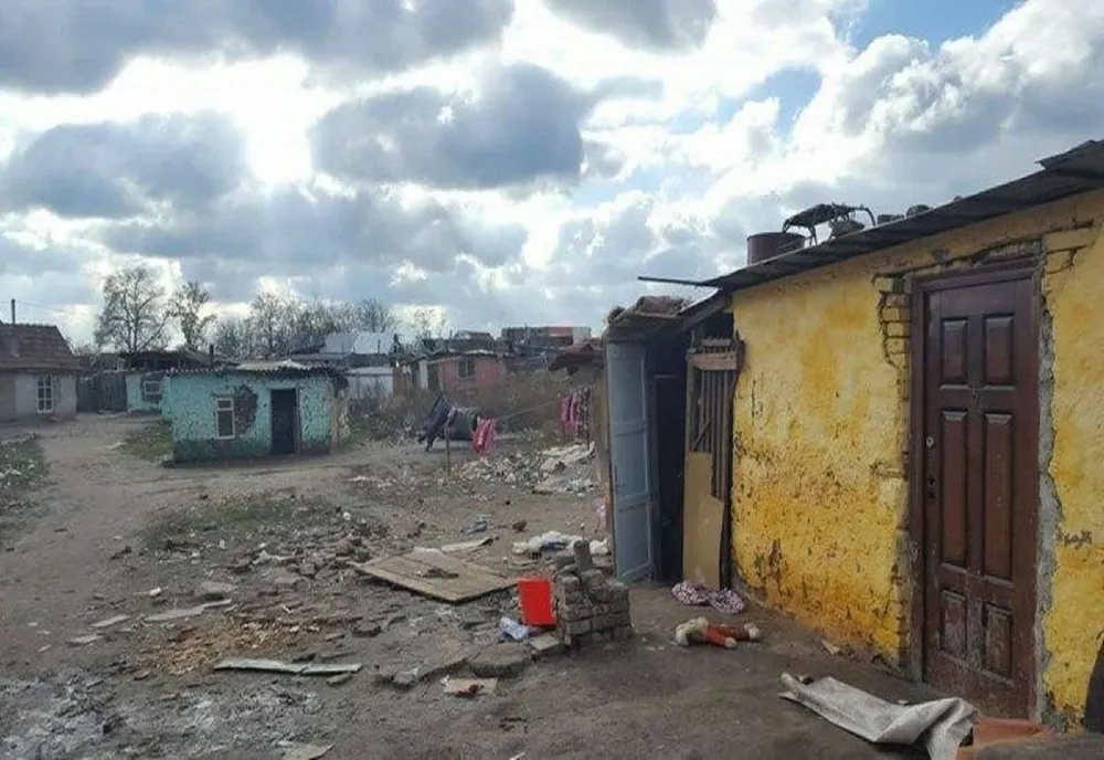 Au fost demolate 27 de construcții provizorii de pe strada Mărului din Arad