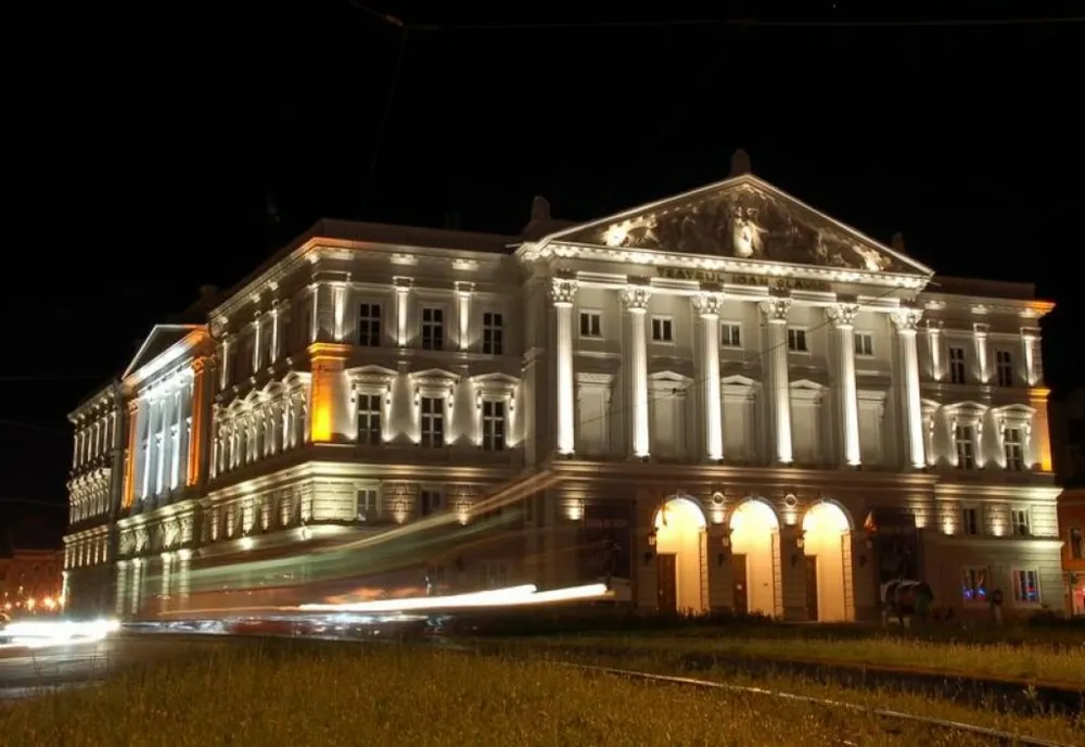 Programul de vizitare al expozițiilor din cadrul Complexului Muzeal Arad se modifică 