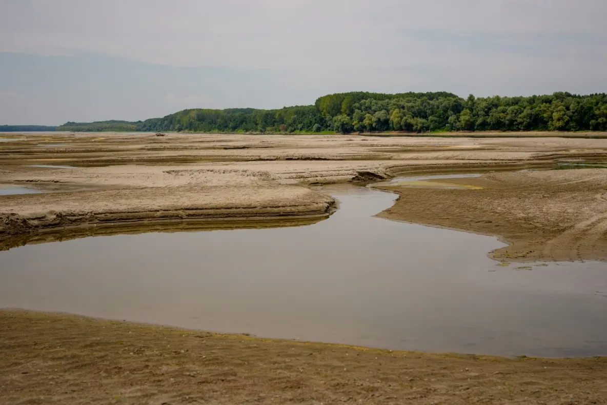 Nivelul Dunării a crescut cu opt centimetri în zona centralei de la Cernavodă