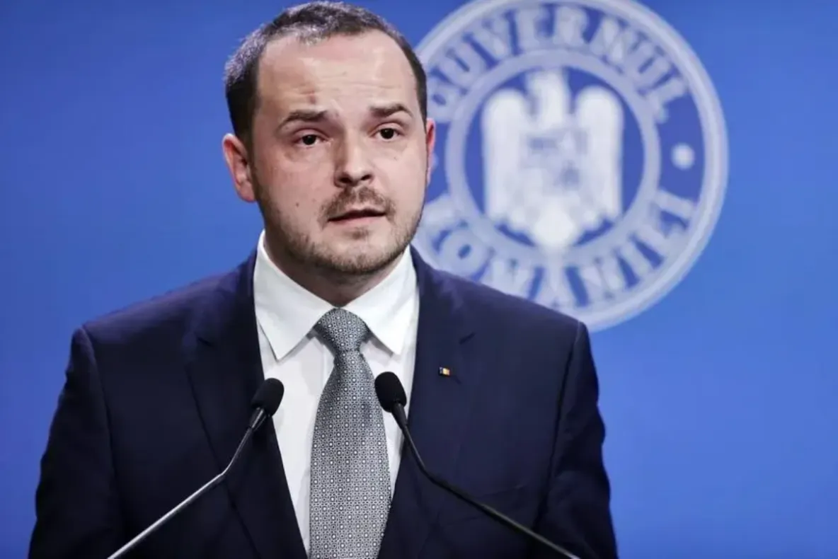 Alexandru Rogobete avertizează că ambulanțele ar putea rămâne fără combustibil de la 1 octombrie. „Situația este dramatică”