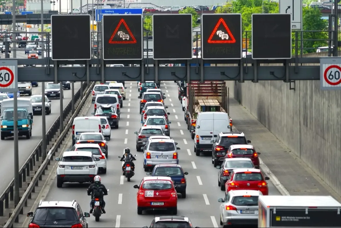 Restricții rutiere în Ungaria vineri, din cauza Zilei Revoluției