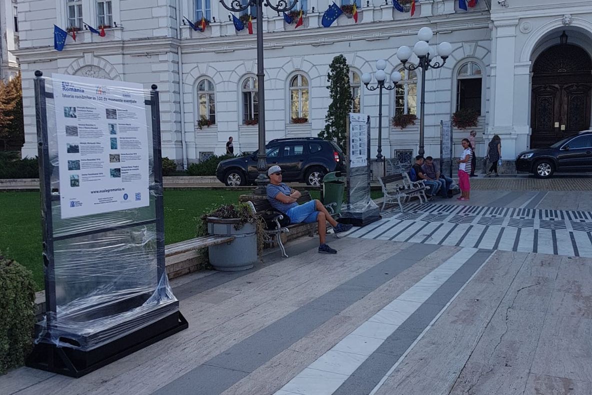 100 de momente din istoria României, în centrul Aradului, la expoziţia Radio România. Evenimentul se deschide sâmbătă cu concerte şi teatru medieval, cu jonglerii cu foc, scene de bătălie şi momente interactive