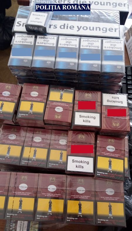 Ţigări de contrabandă, confiscate într-o piaţă din Arad. Cum erau vândute