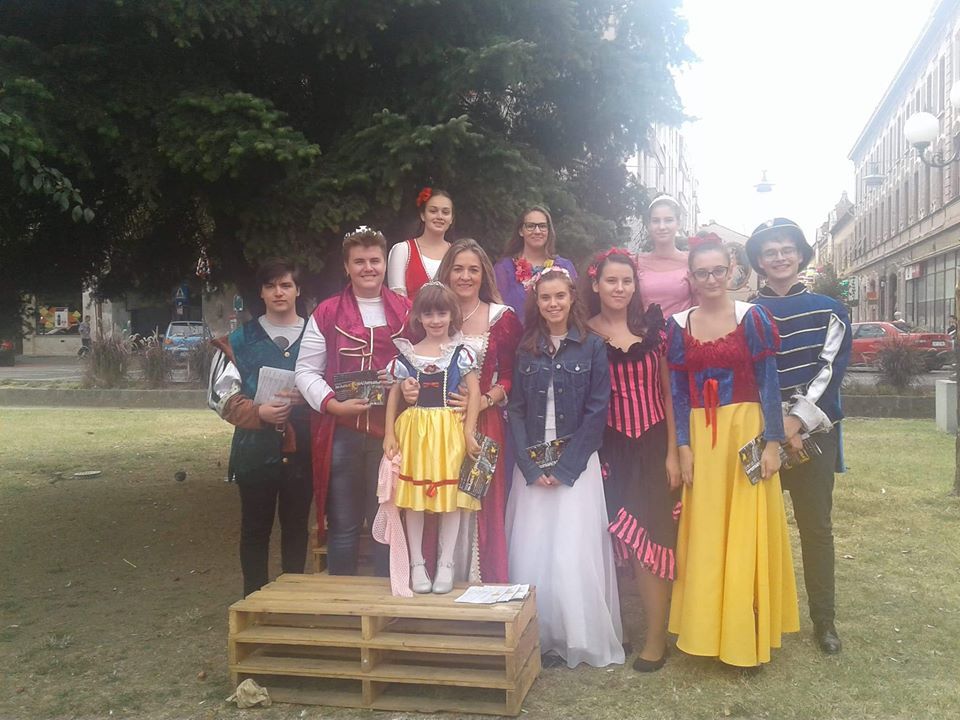 Aradul de poveste: A început cea de-a 7-a ediție a Festivalului Internațional de Povești "Magia Cuvântului"