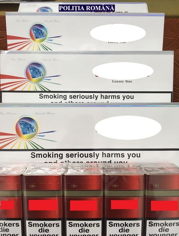 Arad: 8.260 de țigări de contrabandă și 1.610 lei, confiscați de polițiști