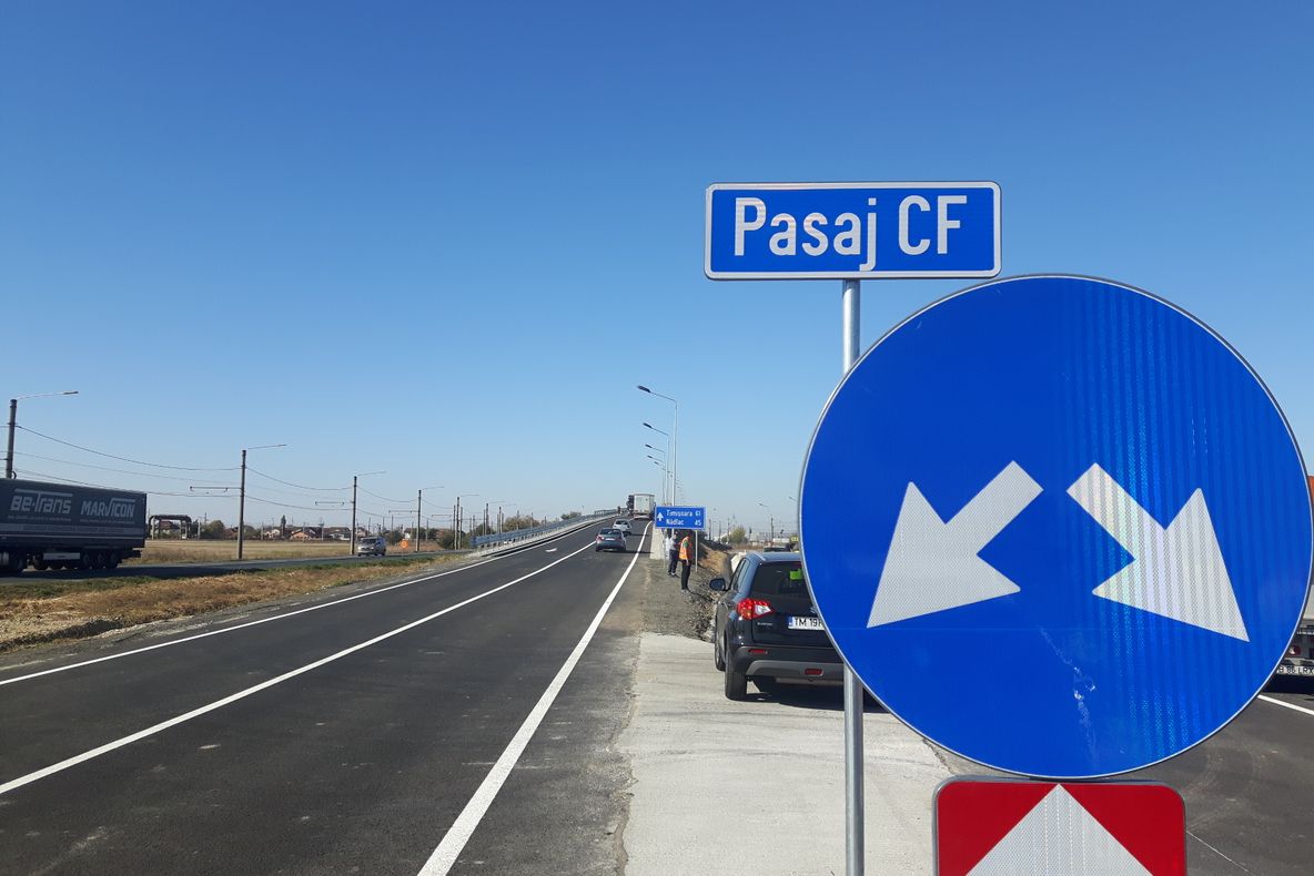 Arad: Circulația pe primul pasaj de pe centura Aradului, parte din  DN7, s-a deschis luni, la 7 ani de la începerea lucrărilor și la 6 ani de la termenul inițial