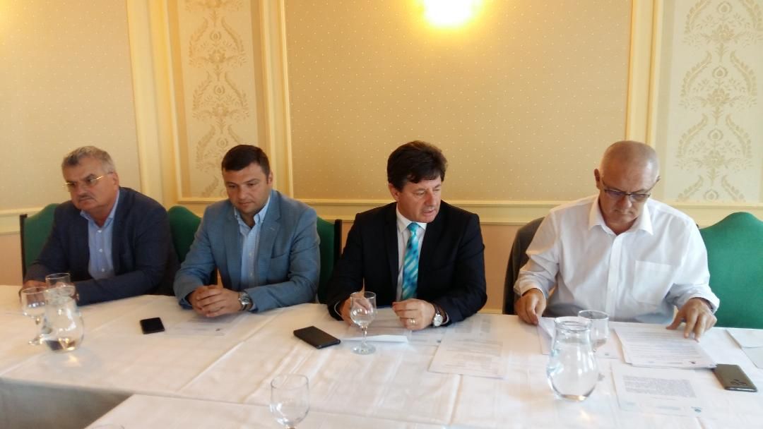 Calitatea apei din județele Arad, România, și Szeged, Ungaria, îmbunătățită cu ajutorul fondurilor europene. În Arad, 4 investiții