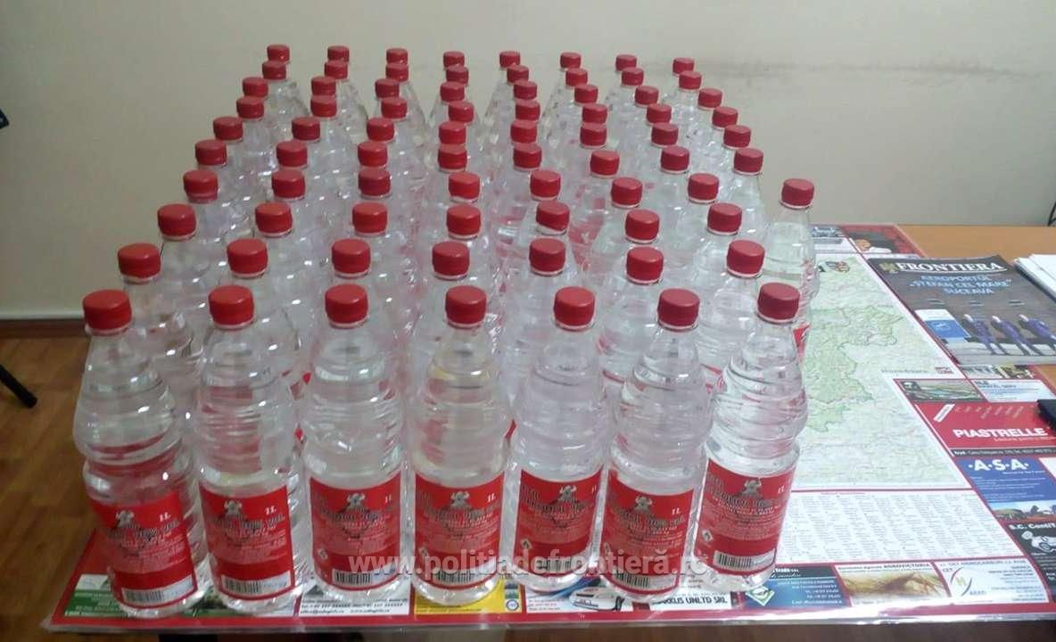 Arad: 77 de litri de alcool de contrabandă, la frontiera cu Ungaria
