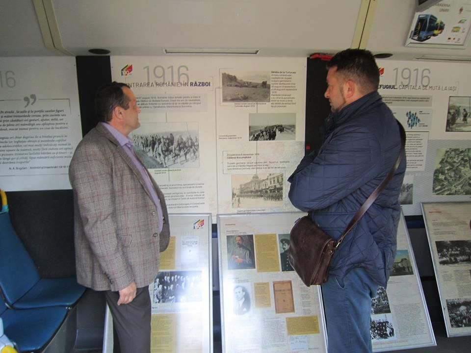 Arad: "Carava Unirii" a ajuns în județul Arad. Un primar a semnat pentru unirea României cu Moldova