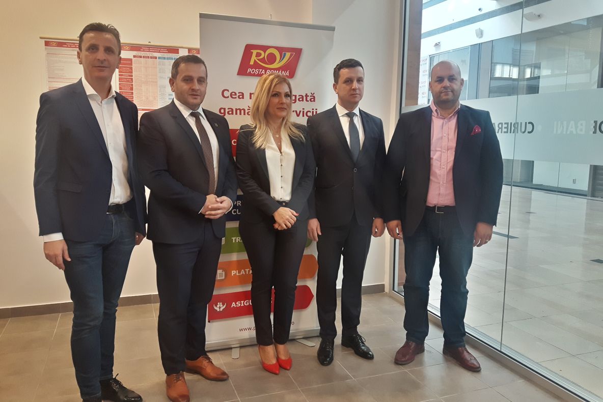 Arad: Aradul are, în premieră, oficiu poștal în mall. E în Galleria Mall și acoperă mai multe cartiere și 2 servicii importante