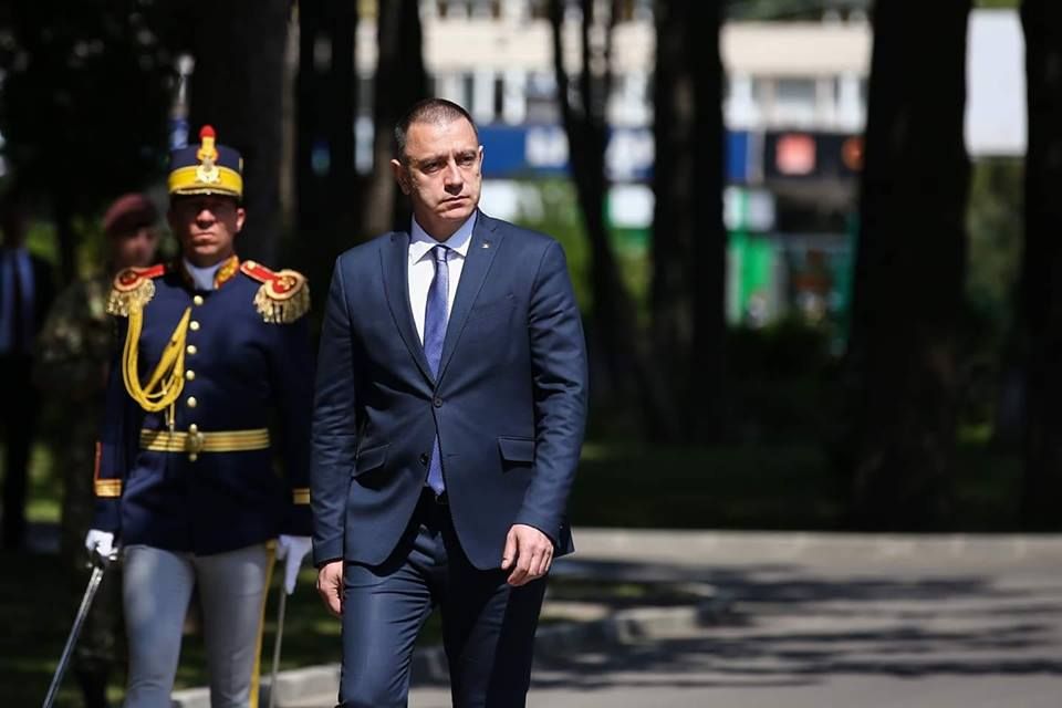 Arad: Mihai Fifor: Mulțumiri Armatei României. Perioada în care a condus Ministerul Apărării, "cea mai onorantă, mai solicitantă, dar și mai plină de satisfacții". Promite sprijin în continuare