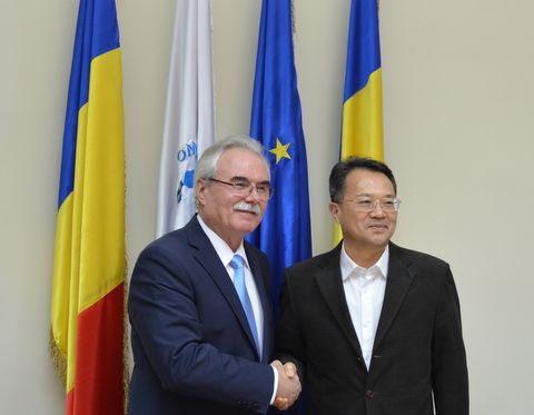 Arad: Delegație importantă din China la Arad. S-a semnat un acord cu orașul Nan’an, care are 1,5 milioane de locuitori