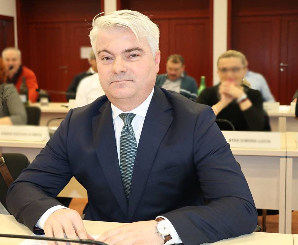 Arad: Un nou consilier județean, Ion Ulici, a depus, miercuri, jurământul. A mai fost consilier județean în 2 mandate