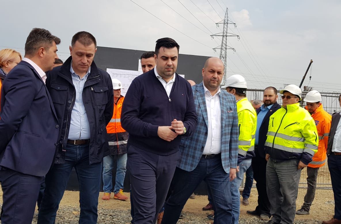 Arad: Ministrul transporturilor, Răzvan Cuc, despre un nou dosar: Am deranjat pe cei care nu şi-au putut face agenda proprie la Tarom