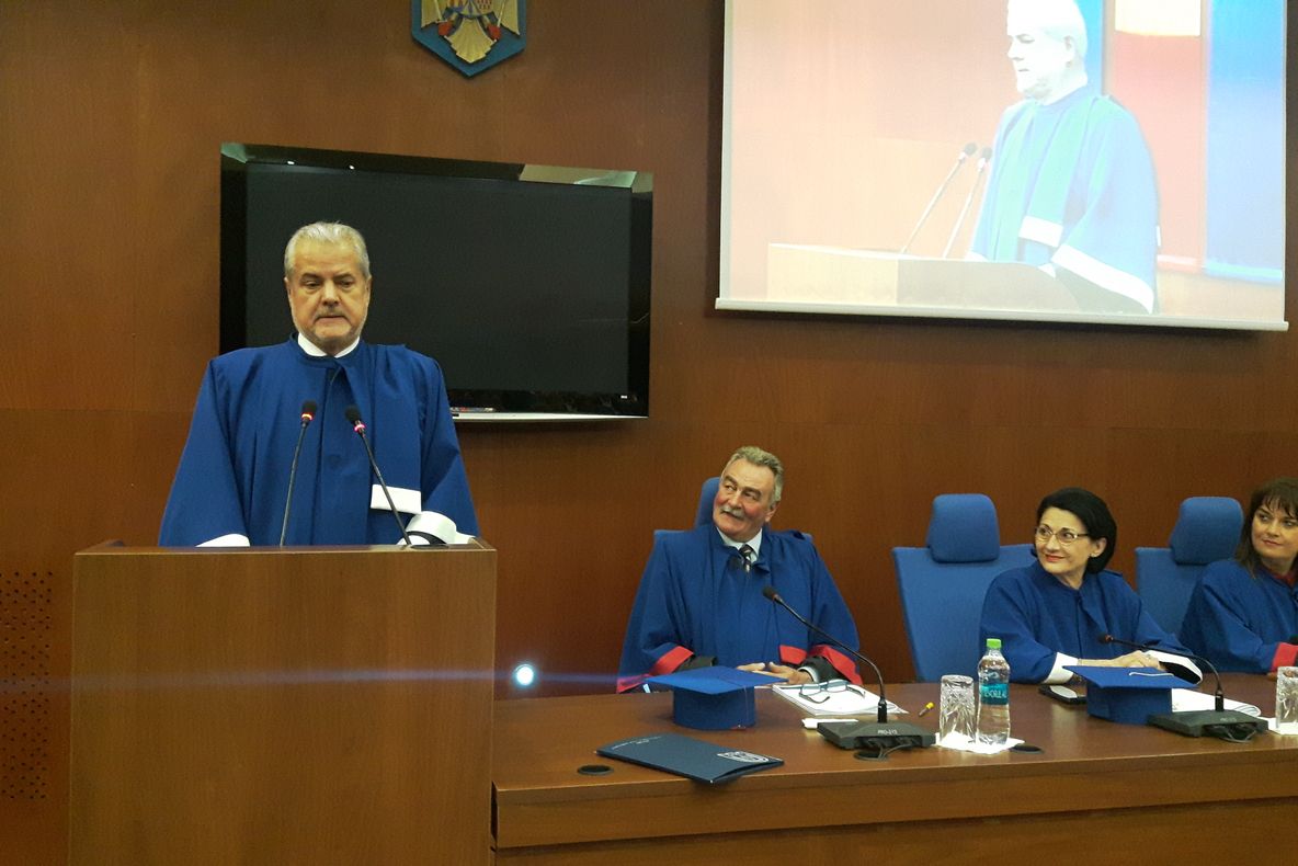 Arad: Adrian Năstase critică prezența premierului Ungariei în Transilvania: Miza, alimentarea cu unele accente revizioniste (...) o formulă absolut inamicală