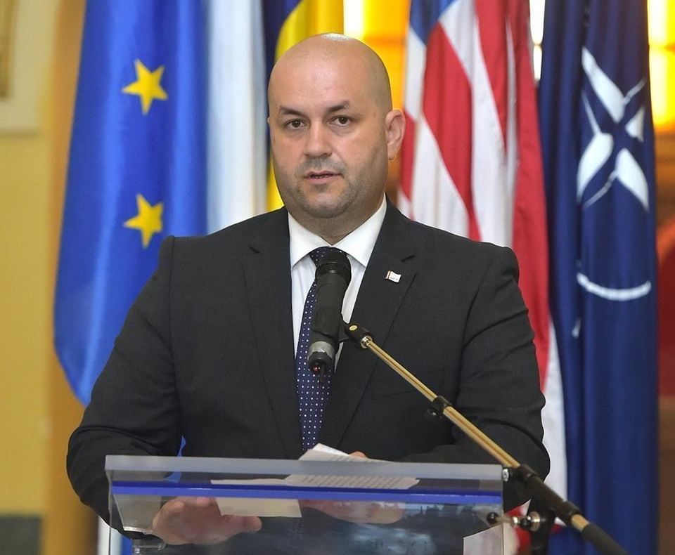 Arad: Președintele PSD Arad, deputatul Dorel Căprar: PSD trebuie să rămână la guvernare. Motivele
