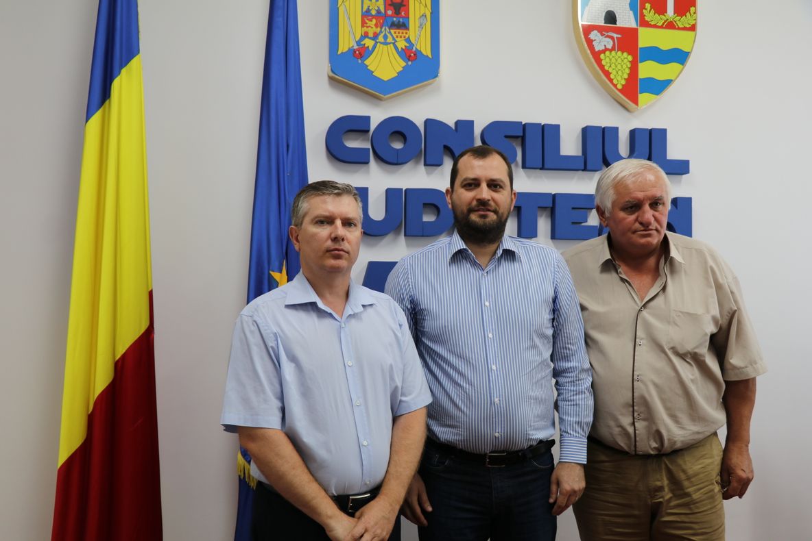 Arad: AUDIO Românii din vechea vatră a Maramureşului istoric, Ucraina, ajutați de către autoritățile din Arad. Ce se va întâmpla